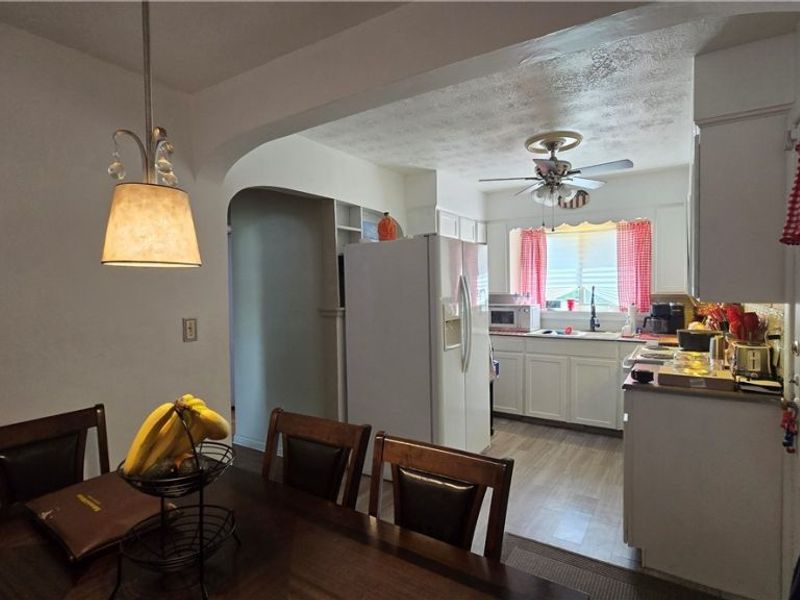 855 E College Street, Alliance, OH 44601 Photo 18