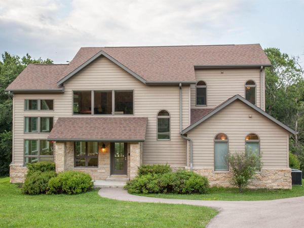 5 Frontier Trail, GALENA, IL 61036