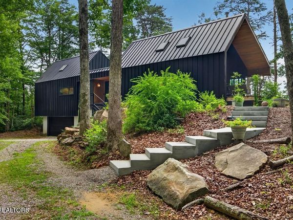 378 Park Side Lane, Spencer, TN 38585