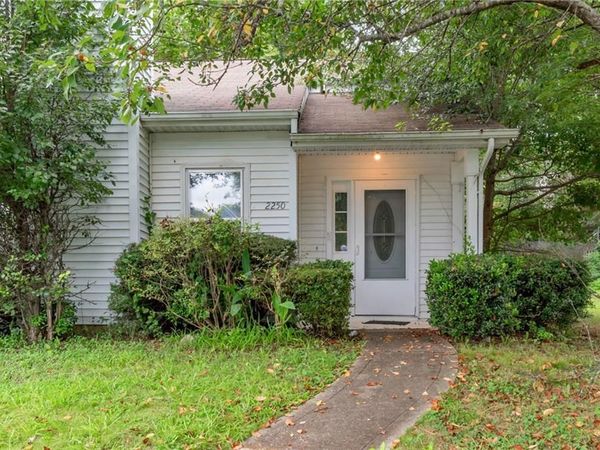 2250 Wellington Circle , Lithonia, GA 30058