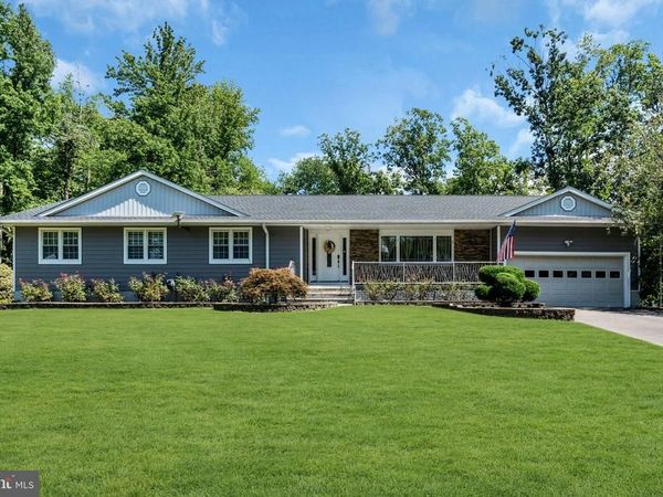 13 JEFFREY LANE, EAST WINDSOR, NJ 08520