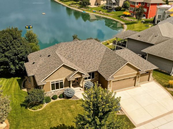 4010 Autumn Lake Court SW, Rochester, MN 55902