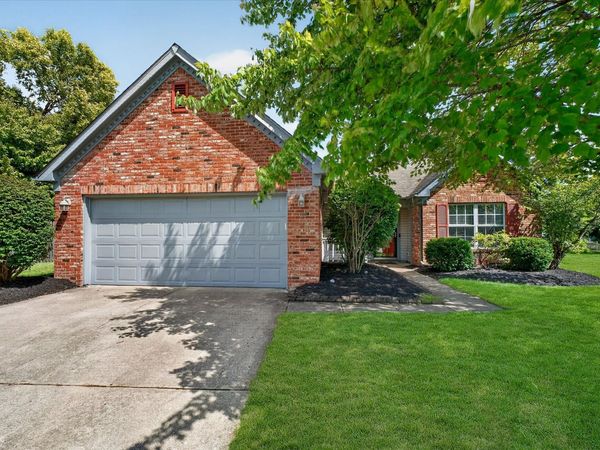 10996 Ridge Court , Fishers, IN 46038