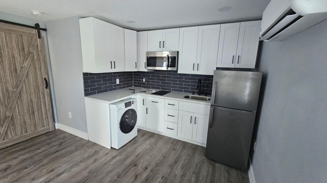 1202 NE 3rd Avenue, Fort Lauderdale, FL 33304 Photo
