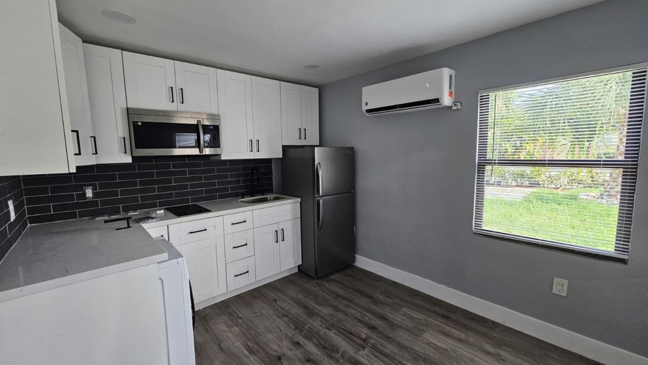 1202 NE 3rd Avenue, Fort Lauderdale, FL 33304 Photo