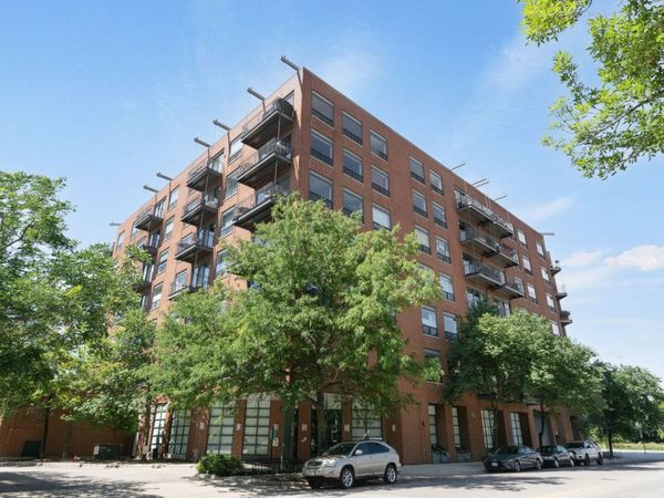 859 W Erie Street , Unit 504, Chicago, IL 60642