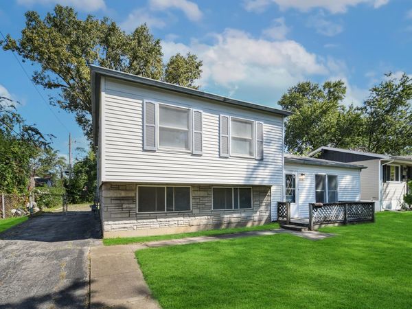 1755 Reichert Avenue , Sauk Village, IL 60411