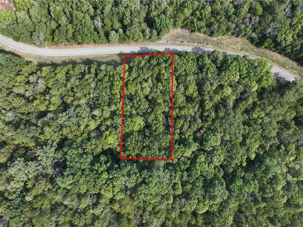 Wild Turkey Drive , Holiday Island, AR 72631