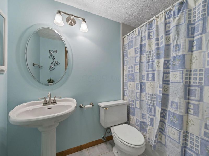 636 Waybaugh Drive, Columbus, OH 43230 Photo 21