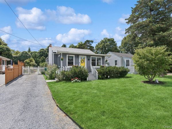 34 W End Avenue , East Quogue, NY 11942
