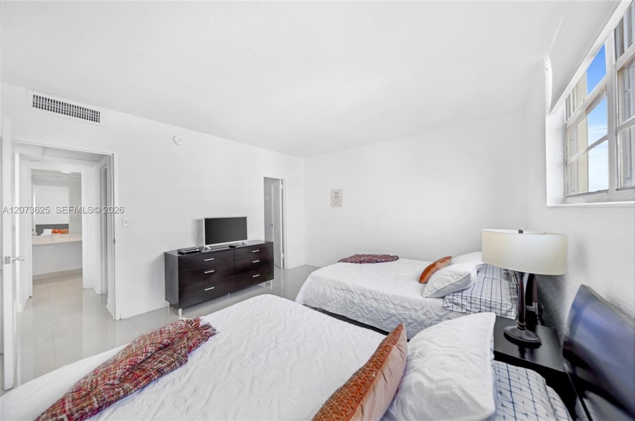 4001 S Ocean Dr, Unit 15P, Hollywood, FL 33019 Photo