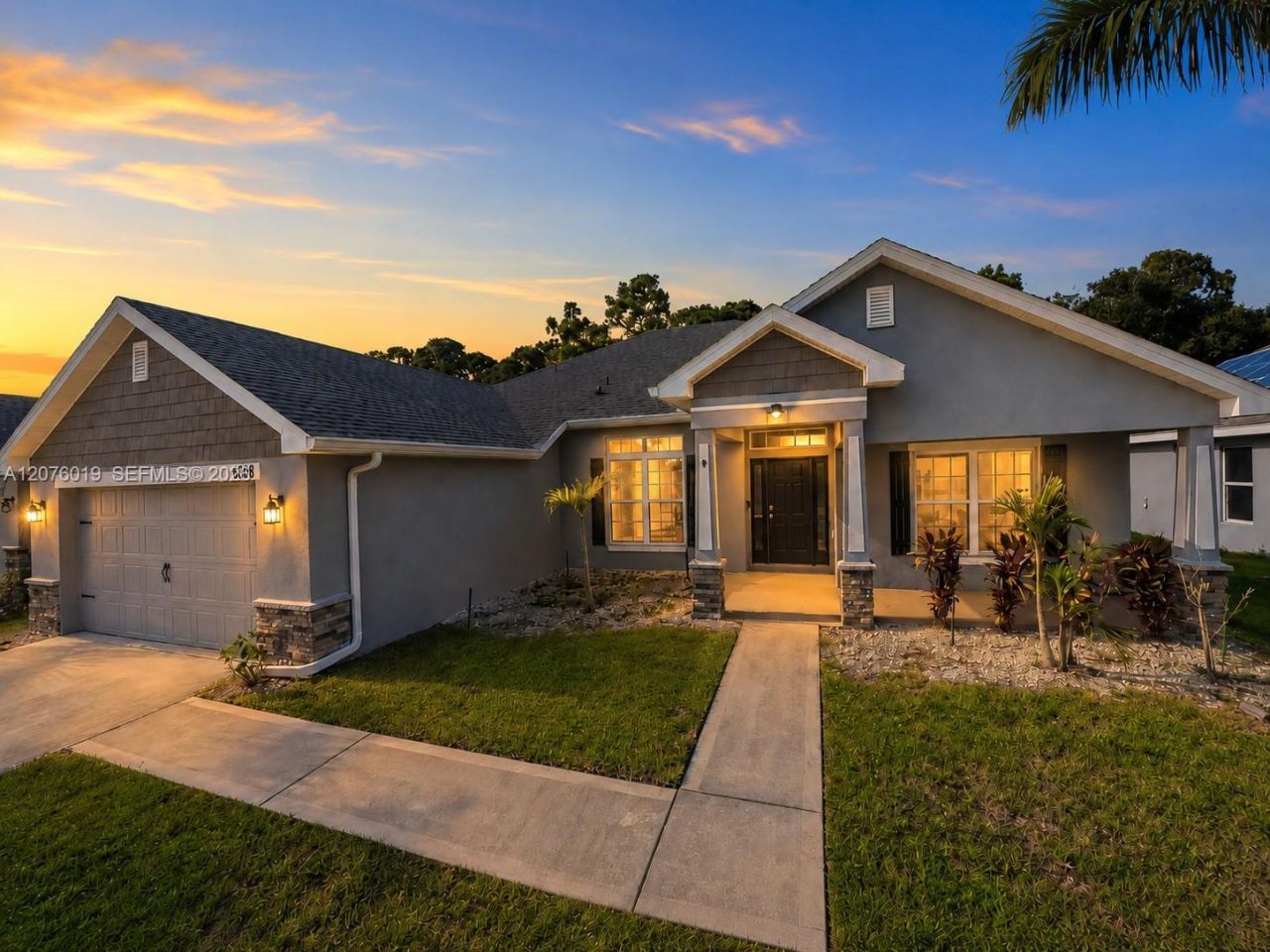 8308 Amalfi Cir, Fort Pierce, FL 34951 Photo