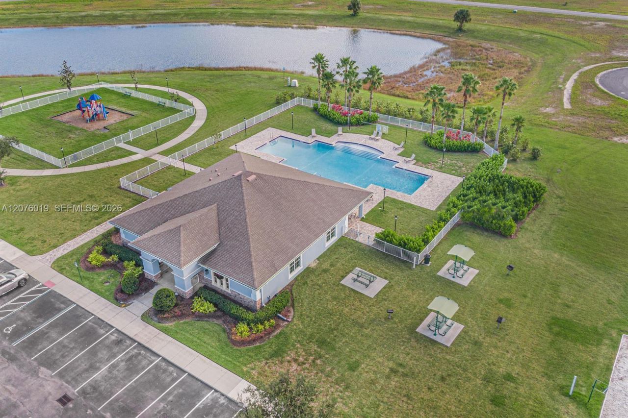 8308 Amalfi Cir, Fort Pierce, FL 34951 Photo