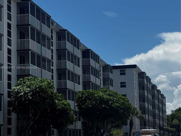 16851 NE 23rd Ave, Unit B402, North Miami Beach, FL 33160