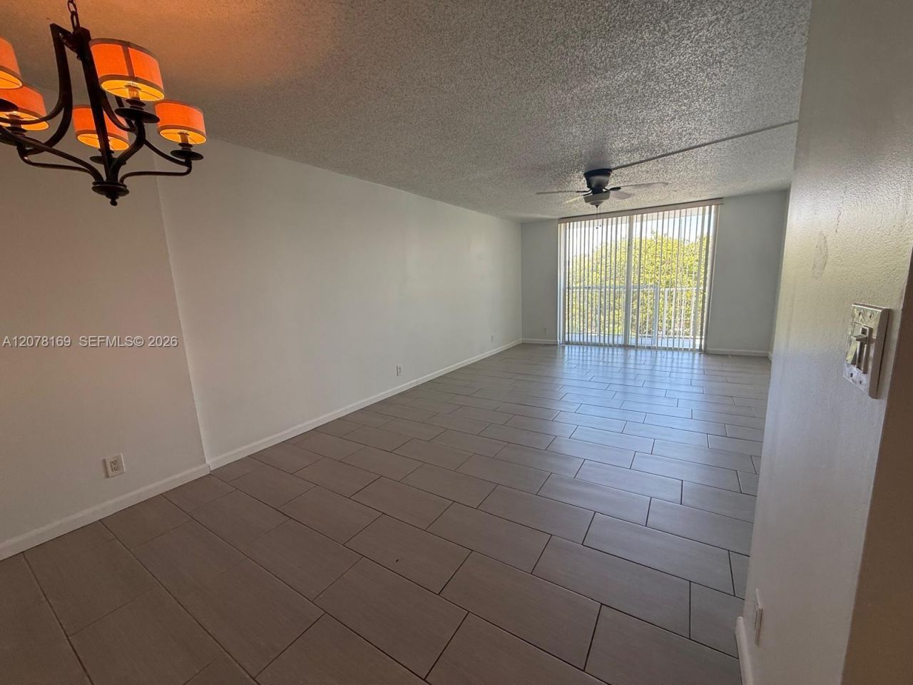 500 Executive Center Dr, Unit 4J, West Palm Beach, FL 33401 Photo