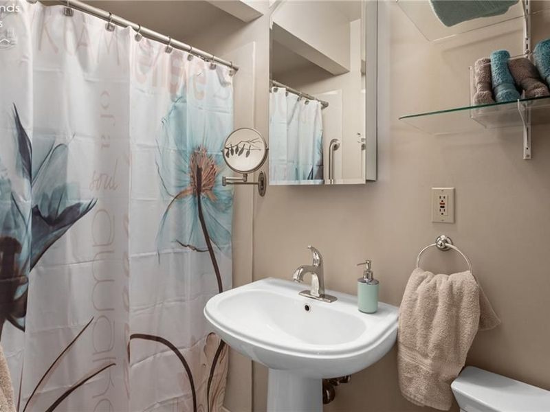 685 Sunnyside, Vermilion, OH 44089 Photo 16