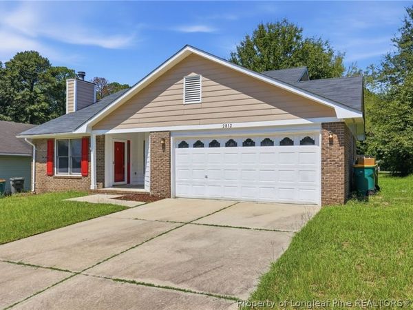2812 Rosemeade Drive, Fayetteville, NC 28306