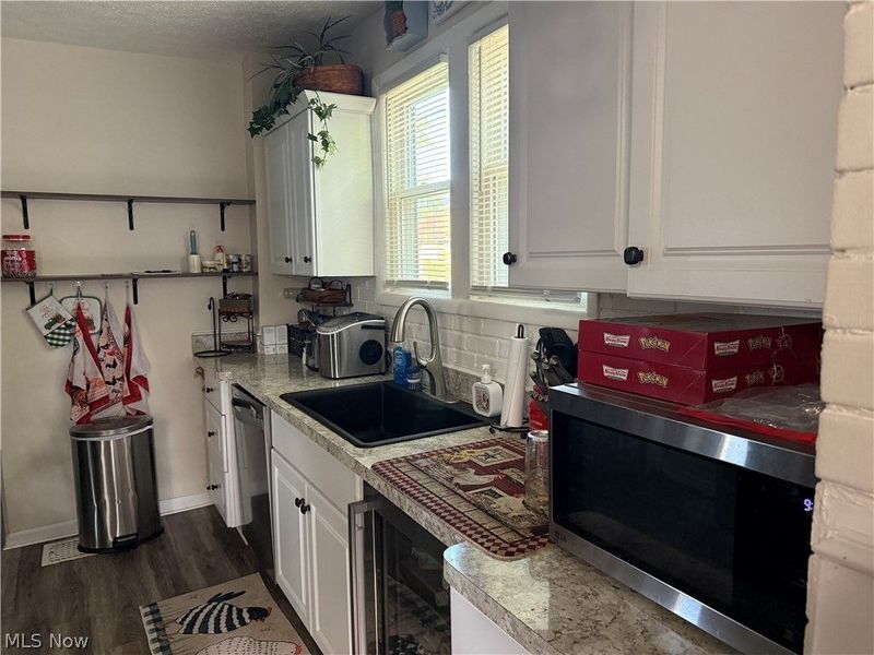 203 24th Street NW, Barberton, OH 44203 Photo 9