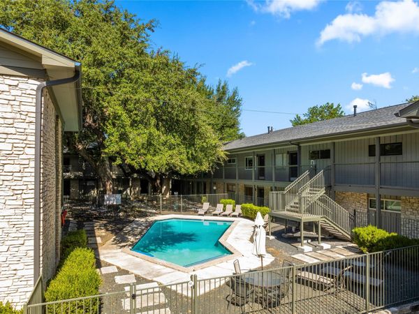 2303 East Side DR, Unit 210, Austin, TX 78704