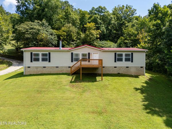 338 Old Clear Branch Lane, Rocky Top, TN 37769