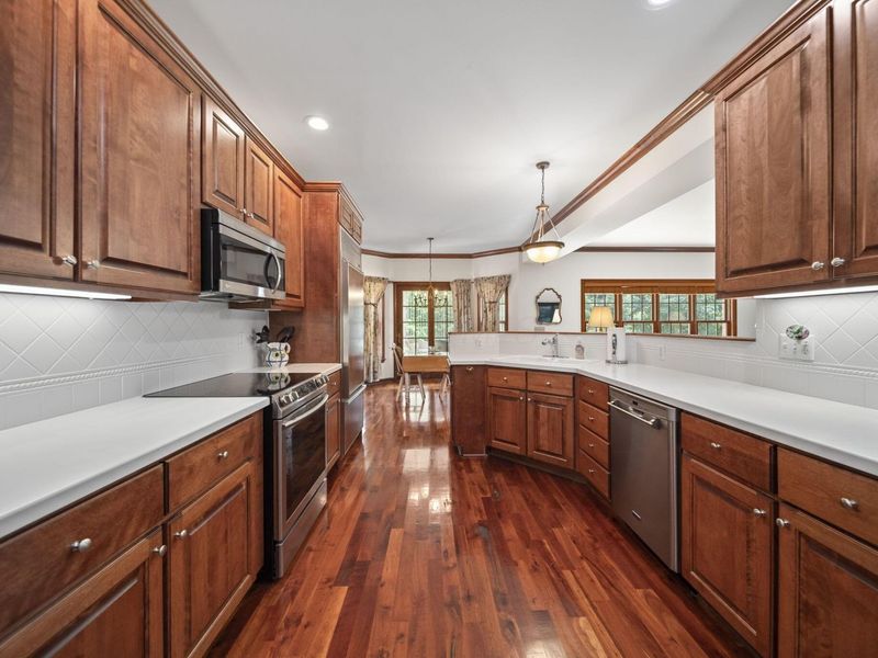 261 Glyn Tawel Drive, Granville, OH 43023 Photo 15