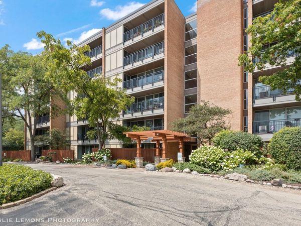 5950 Oakwood Drive , Unit 6F, Lisle, IL 60532