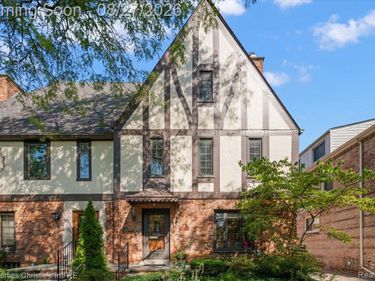 37 Cranford Lane, Grosse Pointe, Mi 48230