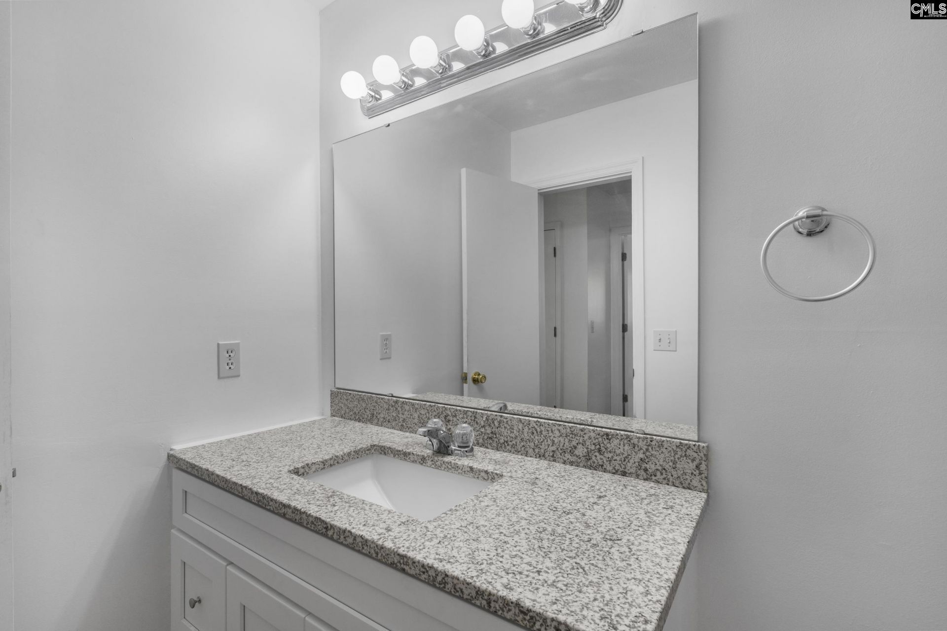 104 Evian Place  Photo 16