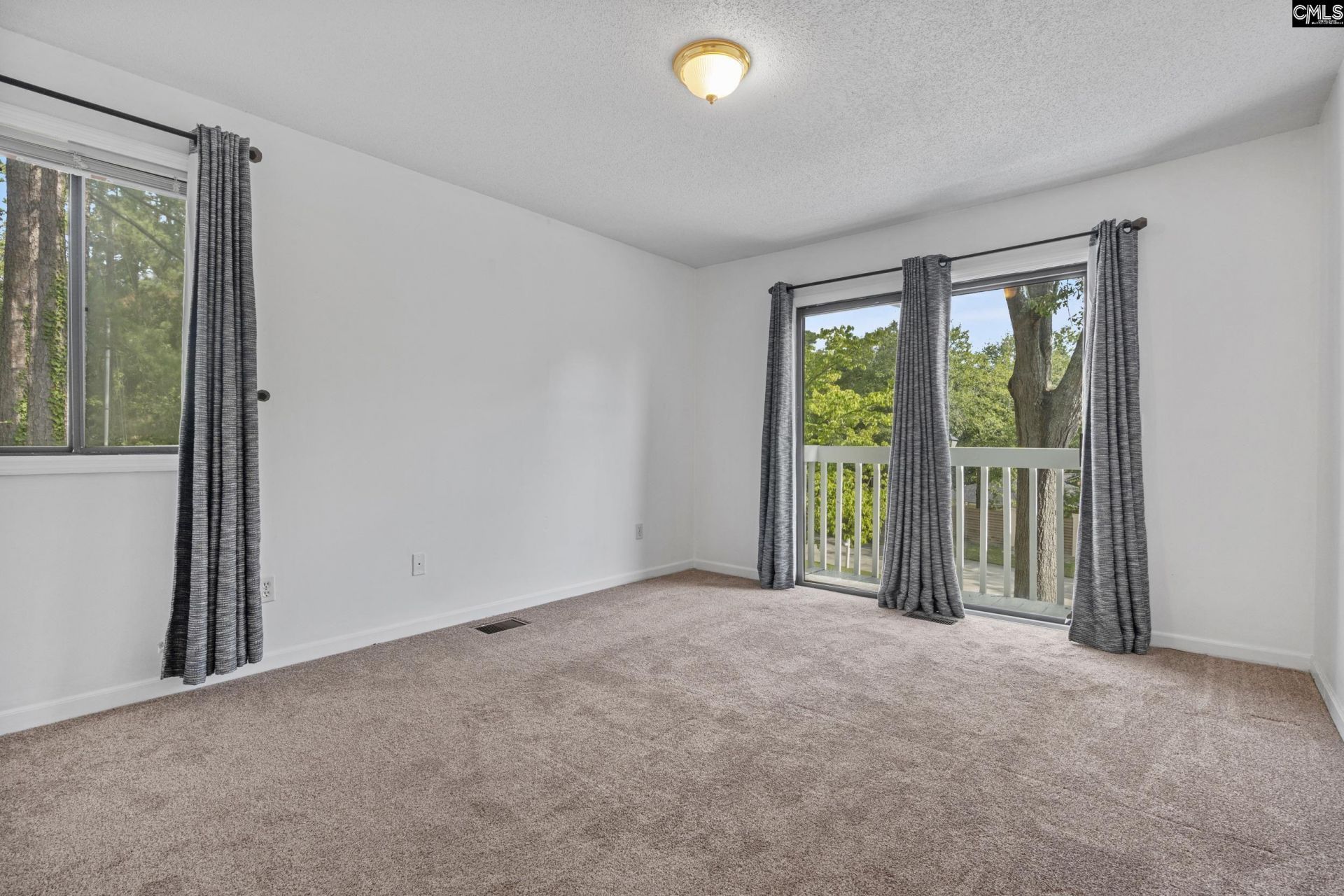 104 Evian Place  Photo 21