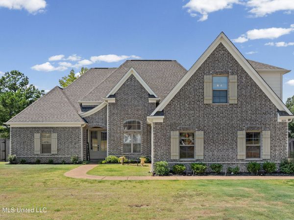 3829 Wilkerson Drive, Southaven, MS 38672