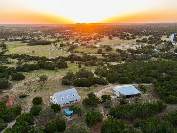 4237 County Road 330 RD, Burnet, TX 78611
