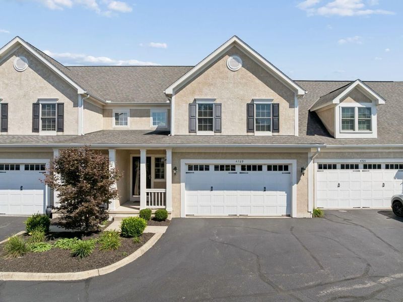 4769 Saint Andrews Drive, Unit 8, Grove City, OH 43123 Photo 6