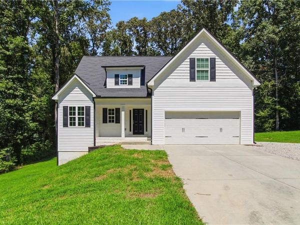 522 Mountain Creek Drive, Maysville, GA 30558