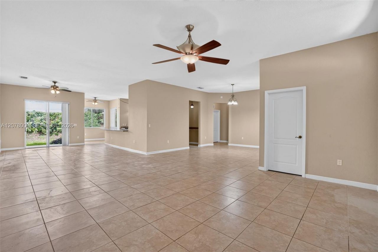 1971 SE 21st Ct, Homestead, FL 33035 Photo