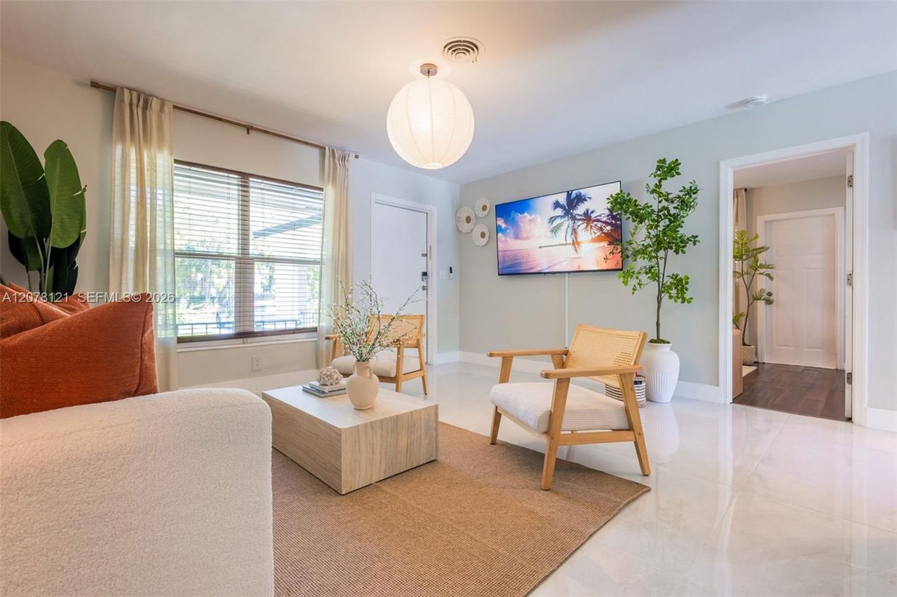 200 SE 19th St , Unit 200, Fort Lauderdale, FL 33316 Photo