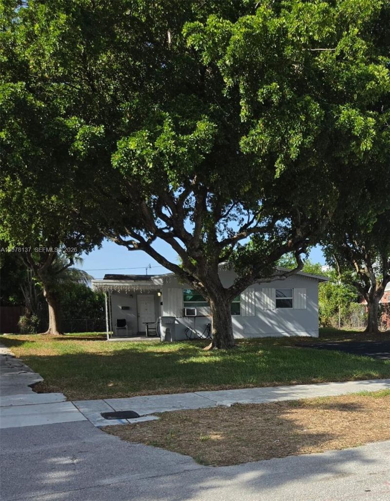 351 NE 25th Ct, Pompano Beach, FL 33064 Photo