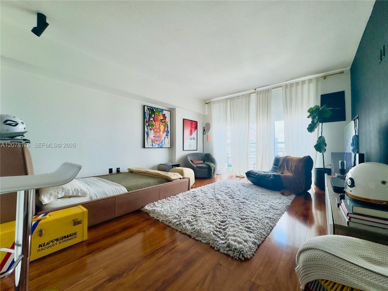 325 S Biscayne Blvd , Unit 4220, Miami, FL 33131 Photo