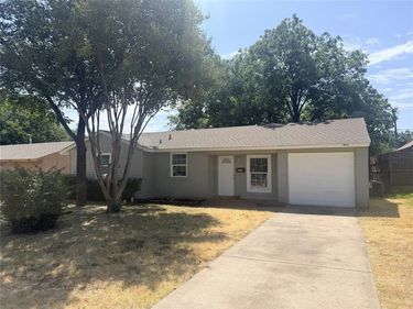 4646 Ridgepoint Drive, Dallas, TX 75211