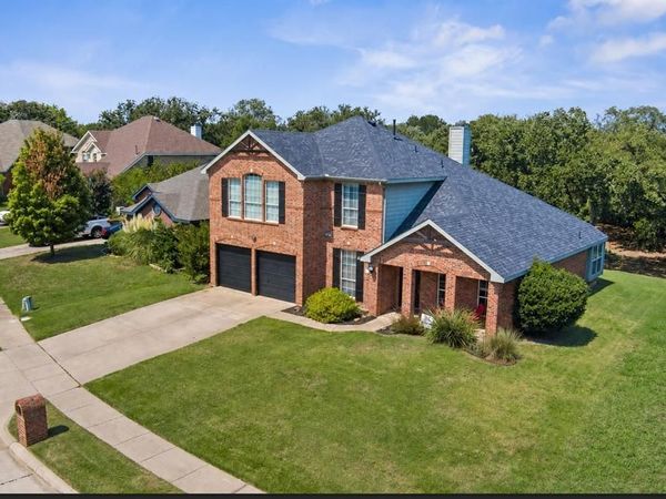 409 Springtree Road, Lake Dallas, TX 75065
