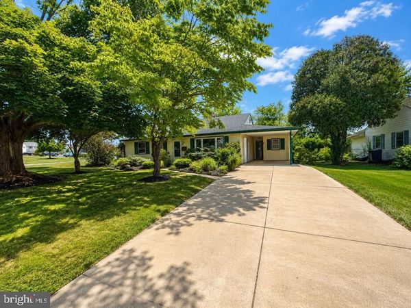 805 HENRY AVENUE , WARMINSTER, PA 18974
