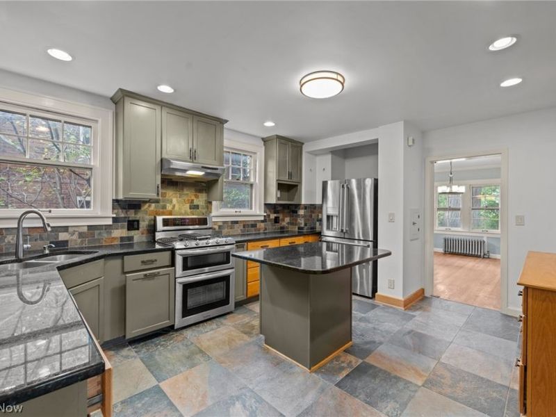 2920 Huntington Road, Shaker Heights, OH 44120 Photo 10