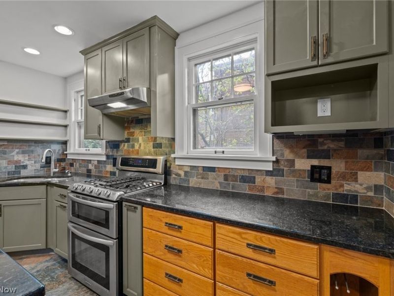 2920 Huntington Road, Shaker Heights, OH 44120 Photo 12