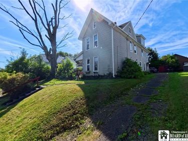 1021 Newland Avenue , Jamestown, NY 14701