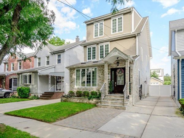 8941 240th Street , Bellerose, NY 11426