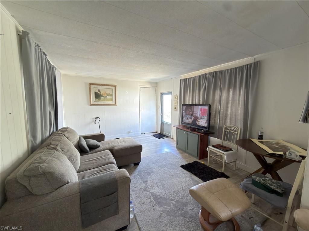 109 Enchanting Blvd, Naples, FL 34112 Photo