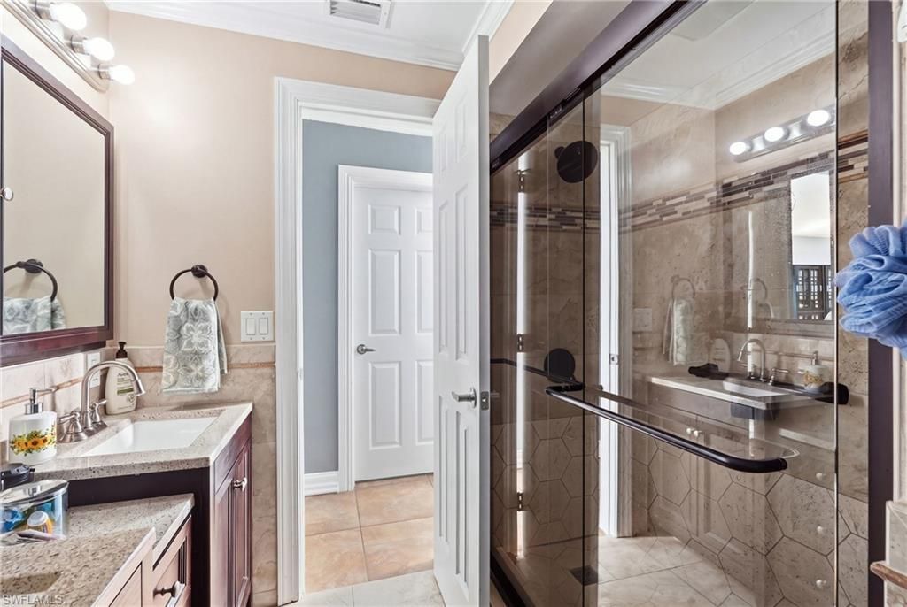 2202 SW 14th Ave, Cape Coral, FL 33991 Photo