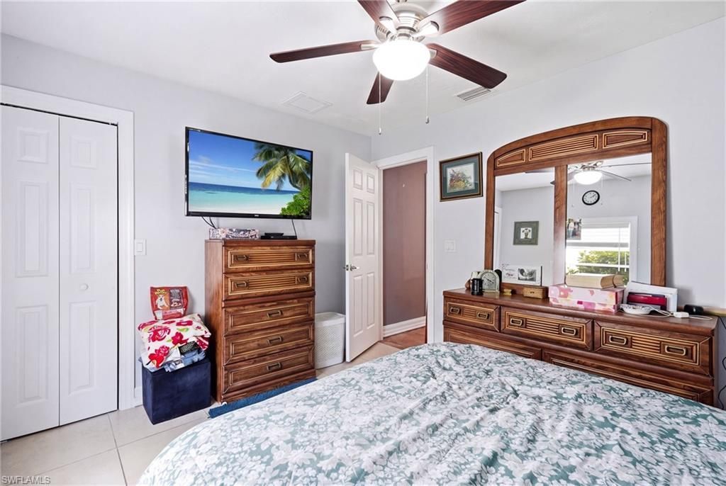 2202 SW 14th Ave, Cape Coral, FL 33991 Photo