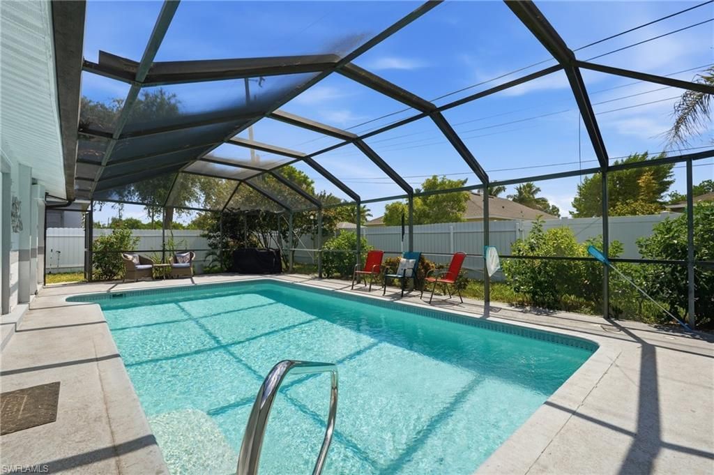 2202 SW 14th Ave, Cape Coral, FL 33991 Photo