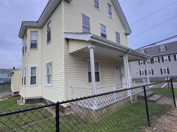 276 Washington St, Unit 2, Taunton, MA 02767