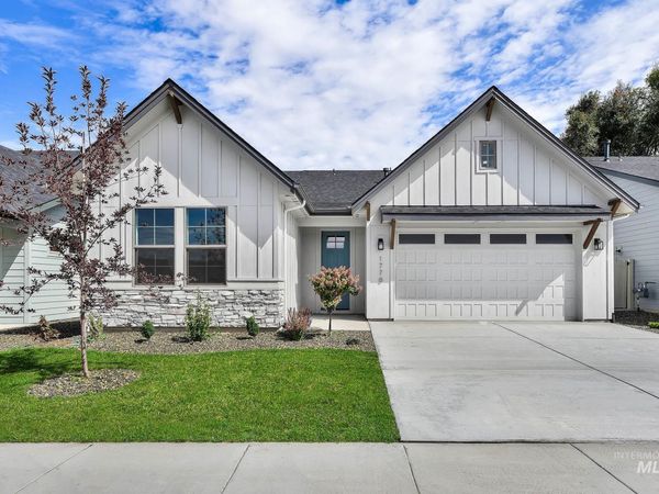 1770 N Green Pine Ln, Star, ID 83669